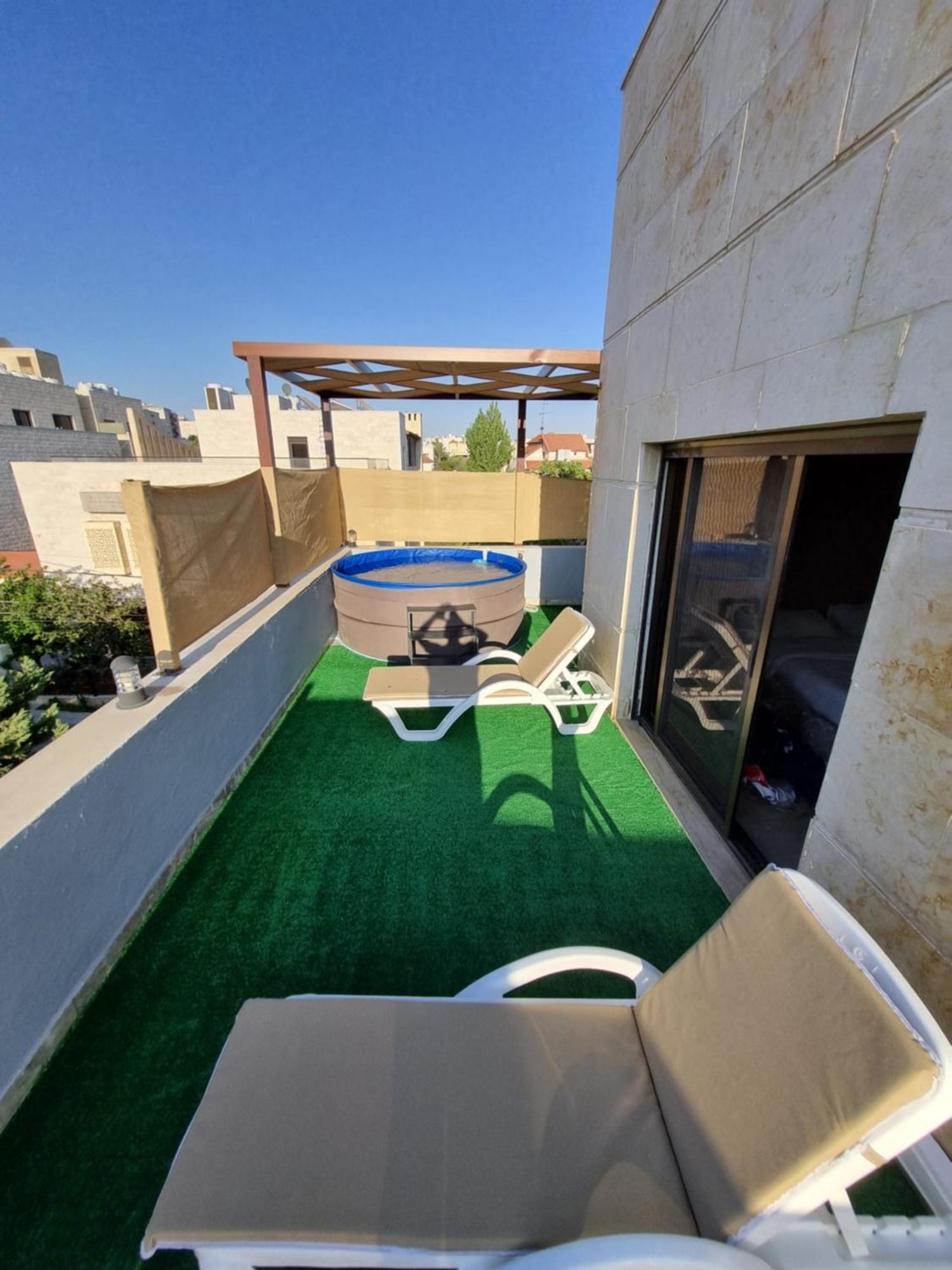 Rooftop Pool With Terraces F-r