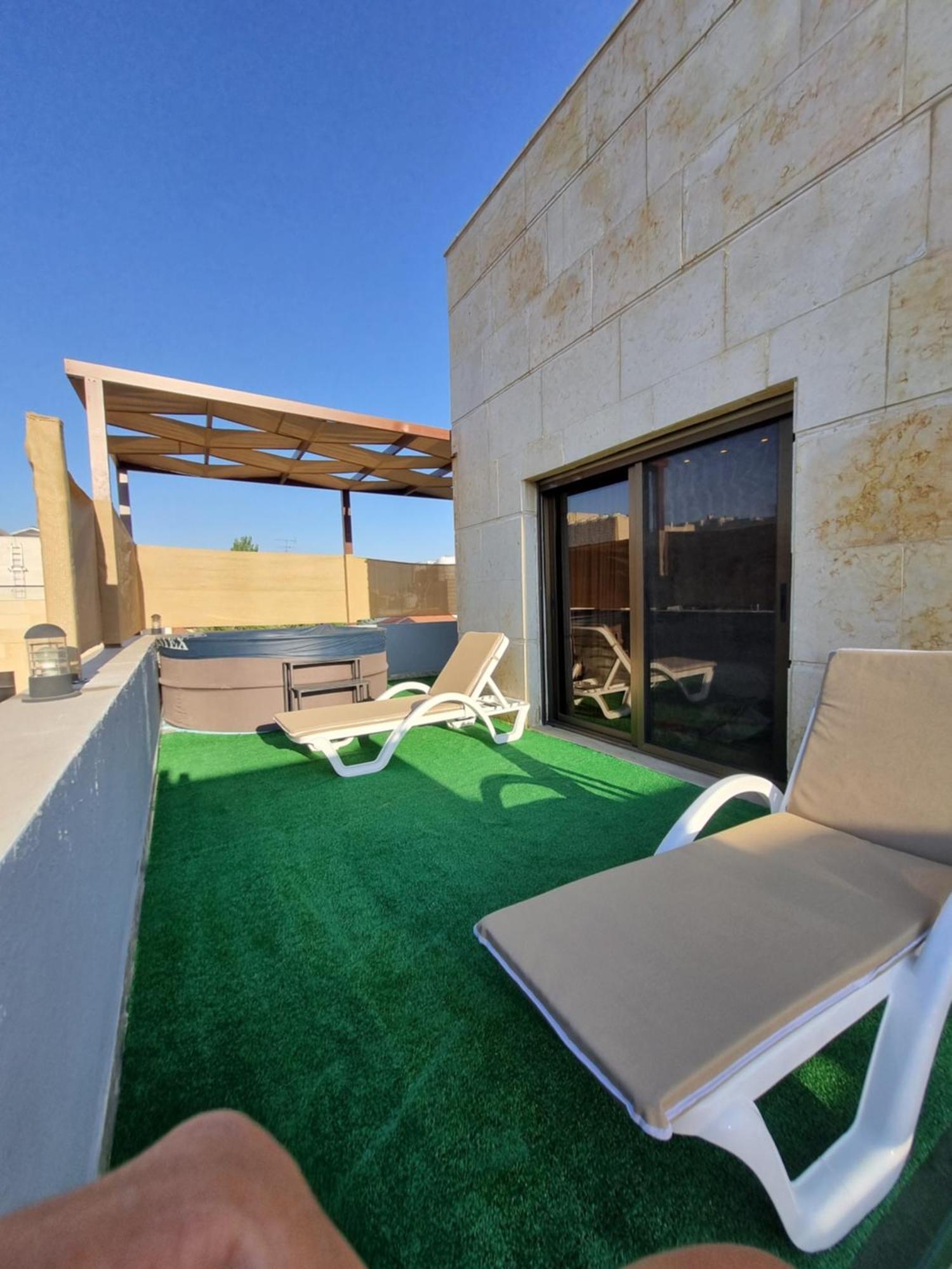 Apartment Rooftop Pool With Terraces F-r